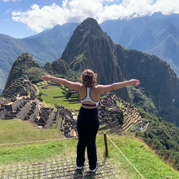 Meet your Posher, Isa - Picture 2 of 2